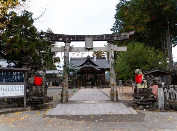 大川上美良布神社