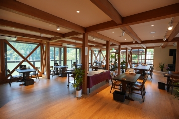 奥物部ふるさと物産館